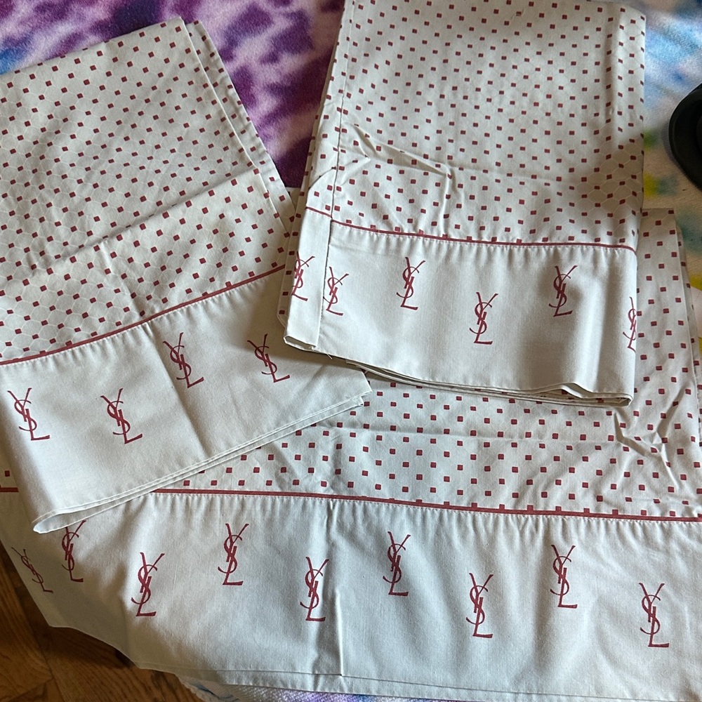 YSL Utica Light Gray and YSL Red Logo Standard Pillowcase Set (3) 1979 Vintage!